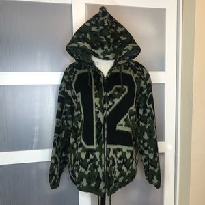 Camo Seahawks 12th Man Poncho ZIP-Up